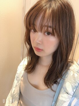 エシレ(esille.) 透け感ミディアム