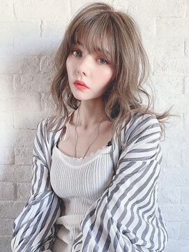 ジーナ 銀座(Zina) エアリーミディホワイトアッシュ黒髪ショートパーマ