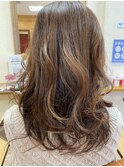 キャロットベージュ