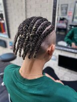 ミミック (mimic)&nbsp;【派手髪】アフロコーンロウスタイル【特殊ヘア】