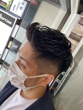 ドルクス 日本橋(Dorcus) 日本橋ナチュラル外国人風フェードショートヘアスタイル