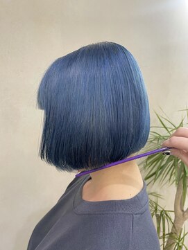 イル(iLu.) ブルーカラー