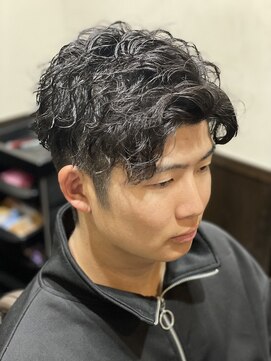 ヒロギンザバーバーショップ 神楽坂店(HIRO GINZA BARBER SHOP) アップバングツイストスパイラル