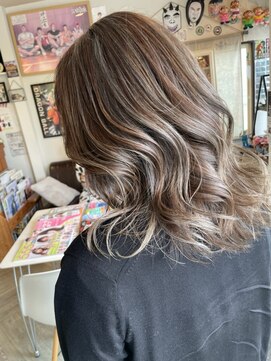 ヘア メイク ココ(hair make coco) ザ・くすみ感★★★★★