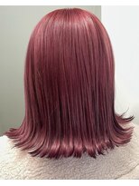 ルイス(L'wis)&nbsp;ブリーチ1～2回 個性派かわいいワインレッドカラー【L'wis乙津】