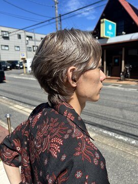 ラック 津田沼(LUCK) ダークアッシュ/アッシュブラック/カルマパーマ/ベリーショート