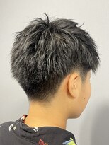 ナルヘアー&nbsp;ユニセックス刈り上げ