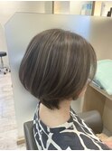 白髪を活かしたハイライト