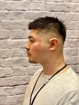 グレイスフル バーバープラチナム 六本木店(Graceful Barber platinum) バーバーフェード
