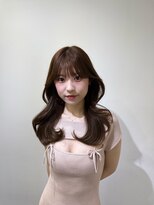 ヴィオットバイサロン(Viot by Salon)&nbsp;前髪ありくびれヘア夏アプリコットオレンジハイライトカラー