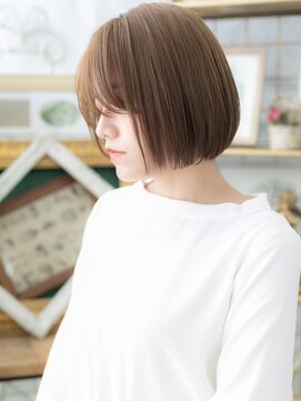 カバーヘア ブリス 大宮西口(COVER HAIR bliss) ■オレンジベージュ前下がり切りっぱなしボブ314-2大宮30代40代