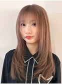 ロング レイヤー ピンクベージュ ブリーチ ダブルカラー 20代