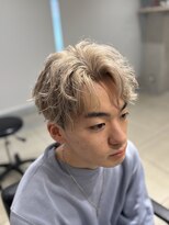 アッシュ 高幡不動店(Ash)&nbsp;メンズカラーブリーチホワイトブロンドツーブロック刈り上げ