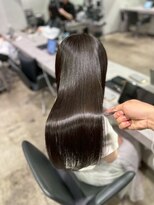 キュア 表参道(CURE)&nbsp;艶髪グレージュ暗髪透明感ショコラカラーヘルシーロング 表参道