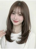 オリーブベージュハッシュカットミディアムレイヤー30代A27越谷