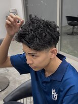 カットアンドトータルビューティ ヴァンキャトル(Cut&Total Beauty VINGT QUATRE)&nbsp;ショートツイストパーマスタイル