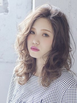 エアー 福岡(AIR) ［air-FUKUOKA　竹石］ アンニュイな質感のパーマスタイル