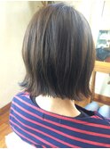 大人カワイイ切りっぱなしナチュラルボブ