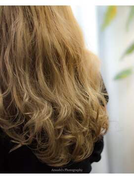 オンリエド ヘアデザイン(ONLIed Hair Design) 【ONLIed】ミルクティベージュ