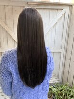 ネイヴィル オモテサンドウ(navile omotesando)&nbsp;【yuka】ダークアッシュベージュ×ミネコラトリートメント