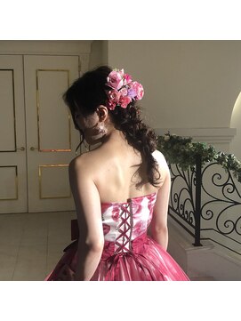 ニュースター(NEW STAR) ブライダルヘアメイク