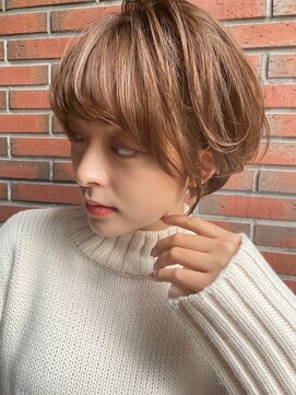 アリエッタ ギンザツー(ARIETTA GINZA2) 寒色系カラー が大人可愛い　コンパクトショート 丸みシルエット