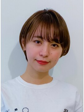 ホワイエ(Foyer) 丸みショート