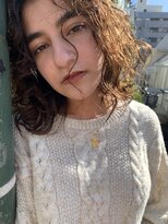 バズ(BUZZ) リッジ強めのくるくるパーマ