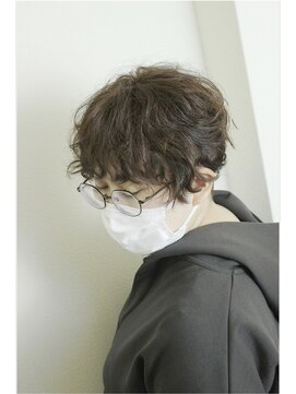 ビアージュ(Viage) :パーマスタイル　:刈り上げ女子　:ベージュブラウン