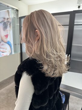 ラ キング(LA KING) ホワイトベージュ