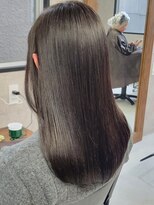 スリー(THREE) 髪質改善トリートメント  縮毛矯正　髪質改善ストレート　酸性