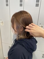ボタニウムドットアン バイ アールサロン(BOTANIUM.An by Rr SALON)&nbsp;ミルクティベージュのイヤリングカラー