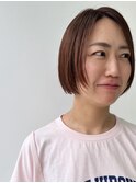 グレイヘアもピンクブラウンでおしゃれに可愛く！ボブも柔らかに