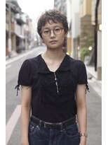 マレ(MARAIS)&nbsp;ショートパーマスタイル