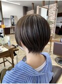 涼しげで軽やかな襟足キレイ見せショート