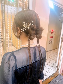 ヘアメイク ジェイエム ツインたてリボン