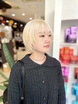 デコラ DECOR&nbsp;ホワイトブロンド×コンパクトボブ