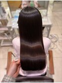 うねり、広がりが気になる方は縮毛矯正