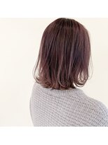 デフィー(DEFY)&nbsp;アッシュピンクのボブスタイル