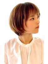 レウナ 外苑前(Reuna)&nbsp;大人可愛い小顔ニュアンスショート　丸みが可愛い