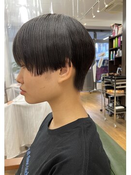 アンダーバーホワイトモデ 河内長野(_WHITE mode) ◎10代20代30代ショートカットイケメン女子ハンサムショート