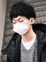 デフ(def)&nbsp;メンズ 柔らかく優しい雰囲気のニュアンスパーマスタイル