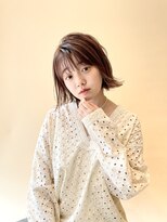 ★くびレイヤーエモージュ前髪マチルダボブインナーグレージュ