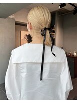 イシ(isi)&nbsp;タイトアレンジ