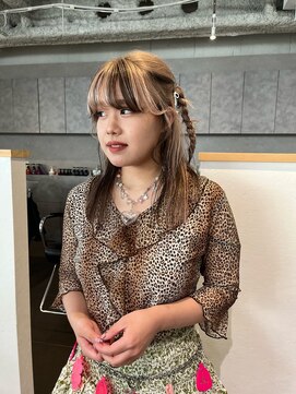 カフ(CAF) CAF FUKO ホワイトベージュ/ブラウン/デザイン/大阪/心斎橋