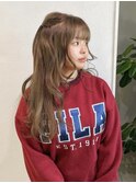 ミルクティーベージュ ロングヘア 簡単アレンジ