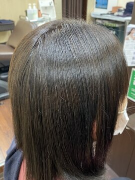 レイディバードカラー 深谷稲荷町店 30分のリタッチカラー（根元白髪染め）