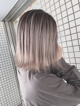 ヴィフ 大船(VIF) バレイヤージュ/ハイライト/ケアブリーチ/インナーカラー