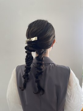 ヘアーアンドメイクアップモパ お呼ばれヘア