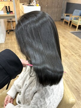 スカイ(SKY) 透明感カラー/髪質改善/縮毛矯正/韓国風レイヤーカット